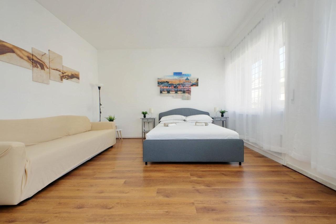 Zucchi Rooms Рим Екстер'єр фото