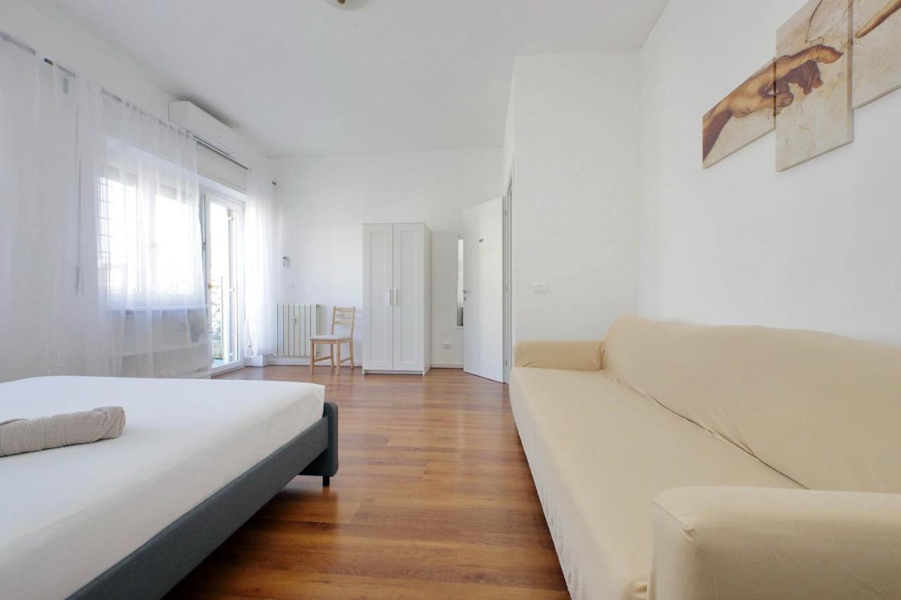 Zucchi Rooms Рим Екстер'єр фото