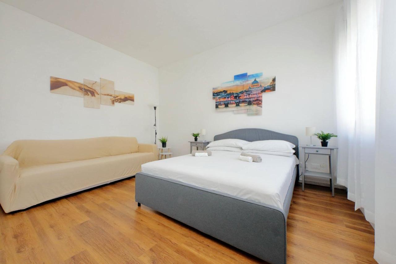 Zucchi Rooms Рим Екстер'єр фото