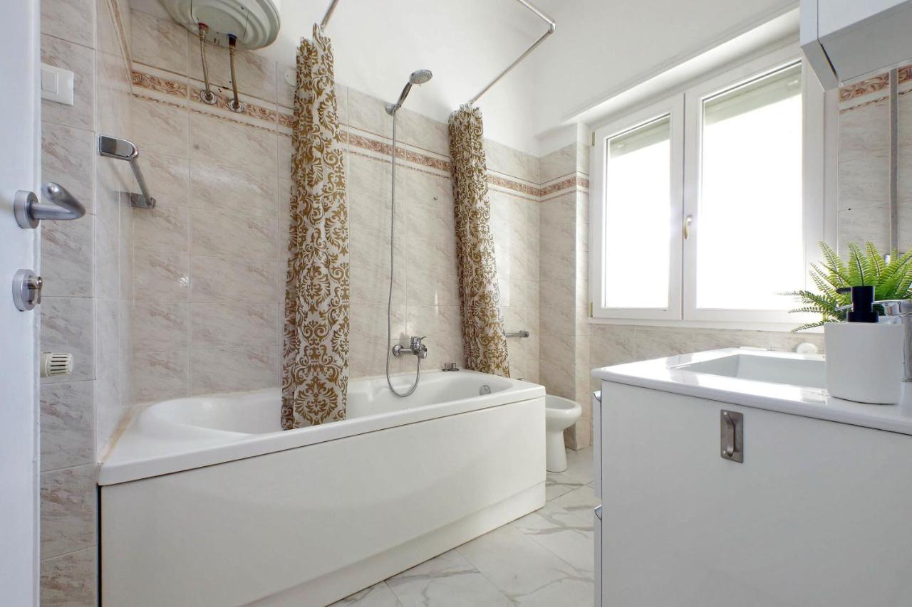Zucchi Rooms Рим Екстер'єр фото