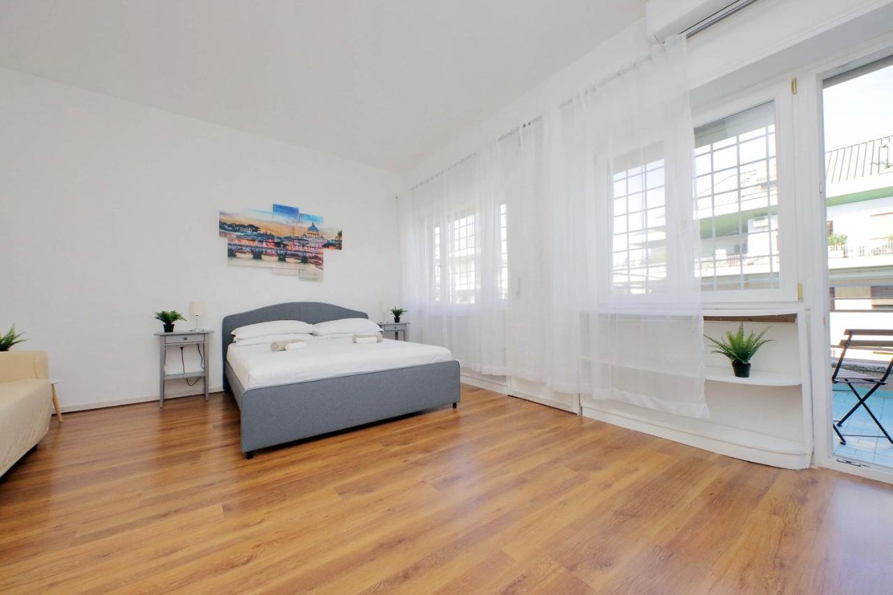 Zucchi Rooms Рим Екстер'єр фото